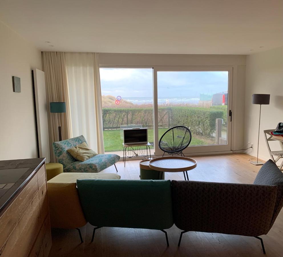 Appartement Op Het Strand, Enfin, Zo Goed Als...